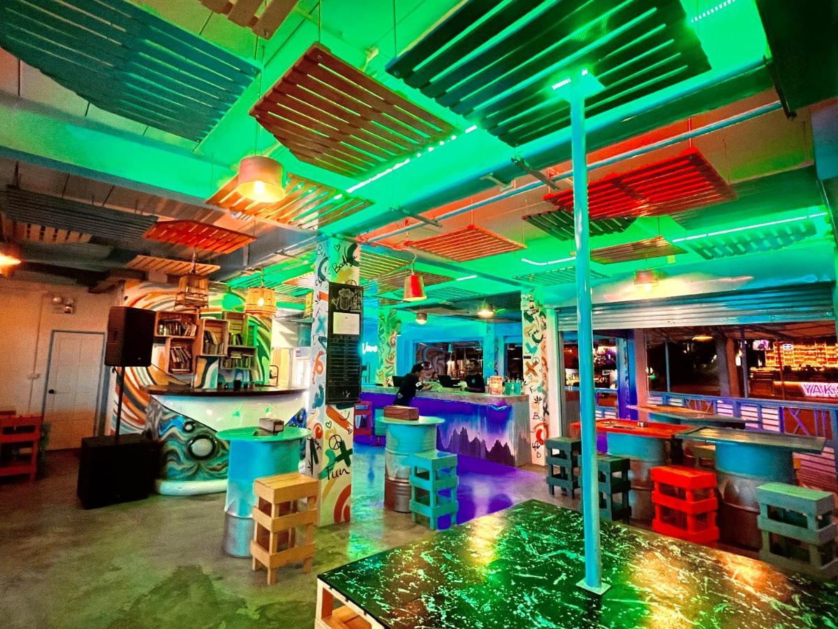 Bodega Krabi Hostel Ao Nang Luaran gambar